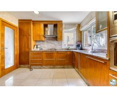 Chalet en Venta en Roses, Girona