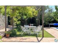 Chalet en Venta en Palau-saverdera, Girona