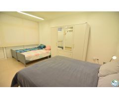 Local comercial en Venta en Empuriabrava, Girona