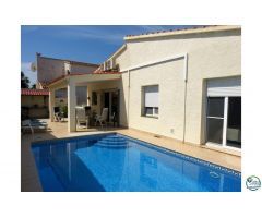 Chalet en Venta en Empuriabrava, Girona