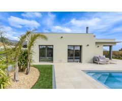 Chalet en Venta en Palau-saverdera, Girona