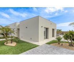 Chalet en Venta en Palau-saverdera, Girona