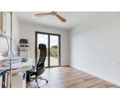 Chalet en Venta en Palau-saverdera, Girona