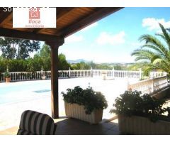 DON ALVARO, MAGINIFICO CHALET CON PISCINA, CALIDADES Y VISTAS ESPECTACULARES