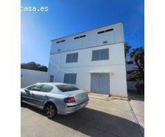En el recinto exterior a la Zona Franca...