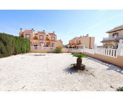 Lomas de Cabo Roig Adosado con gran parcela