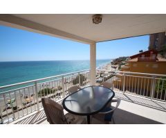 Apartamento con vistas al mar en Campoamor. Temporada baja.