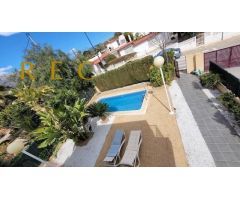 Chalet en Venta en Alfaz del Pí / LAlfàs Del Pi, Alicante