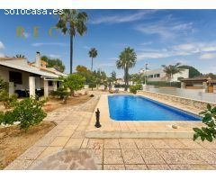 Chalet en Venta en Alfaz del Pí / LAlfàs Del Pi, Alicante