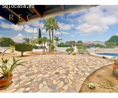 Chalet en Venta en Alfaz del Pí / LAlfàs Del Pi, Alicante