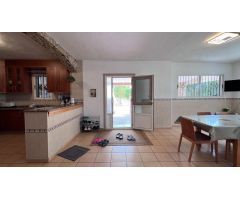 Chalet con terreno en Muchamiel