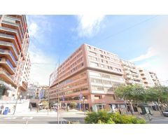 Propiedad y Negocio en la Rambla de Alicante - zona centro