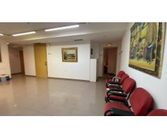 Propiedad y Negocio en la Rambla de Alicante - zona centro
