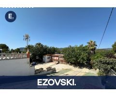 Casa con terreno en Venta en Tibi, Alicante