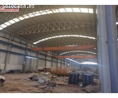 SE VENDE NAVE INDUSTRIAL CON CAMPA EN SESEÑA.