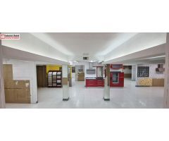 Nave con exposición a la venta en Fuenlabrada