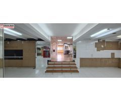 Nave con exposición a la venta en Fuenlabrada