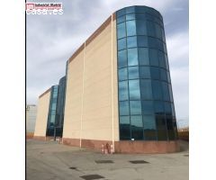 OPORTUNIDAD ÚNICA: EDIFICIO COMERCIAL Y LOGÍSTICO EN VENTA EN GUADALAJARA