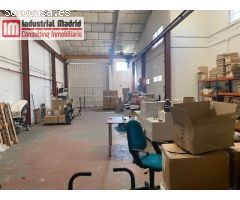 SE VENDE NAVE EN P.I. EL MALVAR
