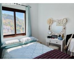 Casa de Pueblo en Venta en Casares, Málaga