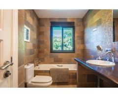 Chalet en Venta en Estepona, Málaga