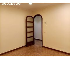 Piso en Alquiler en Valencia de las Torres, Valencia