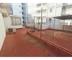 Edificio en Venta en Valencia de las Torres, Valencia