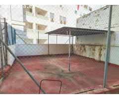 Edificio en Venta en Valencia de las Torres, Valencia