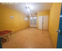 Edificio en Venta en Valencia de las Torres, Valencia