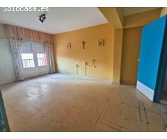 Edificio en Venta en Valencia de las Torres, Valencia