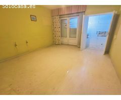 Edificio en Venta en Valencia de las Torres, Valencia
