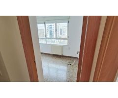 Apartamento en Alquiler en Valencia de las Torres, Valencia