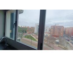 Apartamento en Alquiler en Valencia de las Torres, Valencia