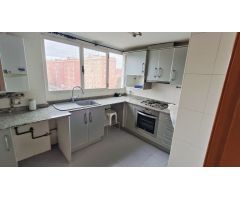 Apartamento en Alquiler en Valencia de las Torres, Valencia