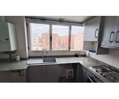 Apartamento en Alquiler en Valencia de las Torres, Valencia