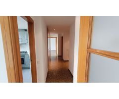 Apartamento en Alquiler en Valencia de las Torres, Valencia