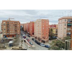 Apartamento en Alquiler en Valencia de las Torres, Valencia