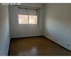 Piso en Alquiler en Valencia de las Torres, Valencia