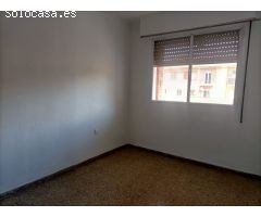 Piso en Alquiler en Valencia de las Torres, Valencia