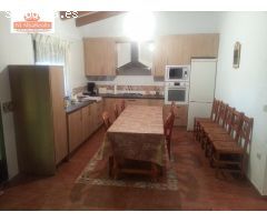 CASA EN VENTA EN SANTA ANA CON PARCELA Y PISCINA PROPIA