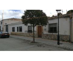 SE VENDE SUELO PARA CONSTRUIR EN UNA ZONA CON MUCHÍSIMO POTENCIAL EN ALBACETE.