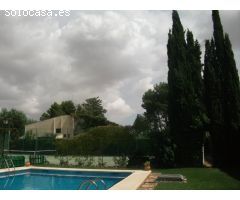 ¡¡¡ESPECTACULAR PARCELA DE 2264M, CON PISCINA, PISTA DE TENIS EN URB. AGUA SOL.