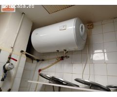 LOCAL EN ALQUILER PARA NEGOCIO COMIDAS PARA LLEVAR O SIMILAR.