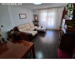 AMPLIA VIVIENDA CON CINCO DORMITORIOS Y GARAJE EN FATIMA-FERIA