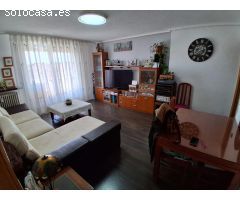 AMPLIA VIVIENDA CON CINCO DORMITORIOS Y GARAJE EN FATIMA-FERIA