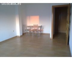 SE VENDE PISO  PARA ENTRAR A VIVIR 120m. 3 DORMITORIOS CON UNA PLAZA DE GARAJE ZONA PARQUE LINEAL