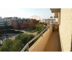 SE VENDE PISO  PARA ENTRAR A VIVIR 120m. 3 DORMITORIOS CON UNA PLAZA DE GARAJE ZONA PARQUE LINEAL