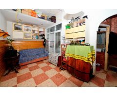 ¡¡ OPORTUNIDAD !! PLANTA BAJA DE 2 HABITACIONES CON PATIO