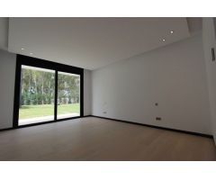 Villa Independiente en Venta en Marbella, Málaga