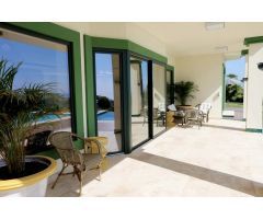 Villa en Alquiler en Estepona, Málaga